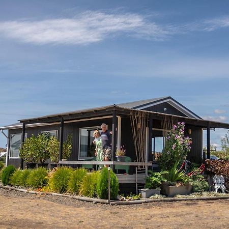 Beach Front Wine Makers Cottage Te Awanga Luaran gambar